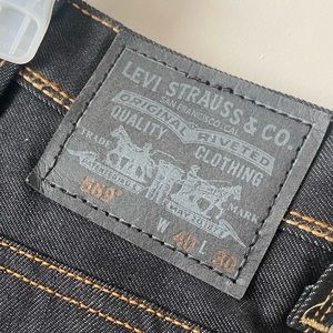 Men’s Levi’s 569 W40xL30 - Gently Used